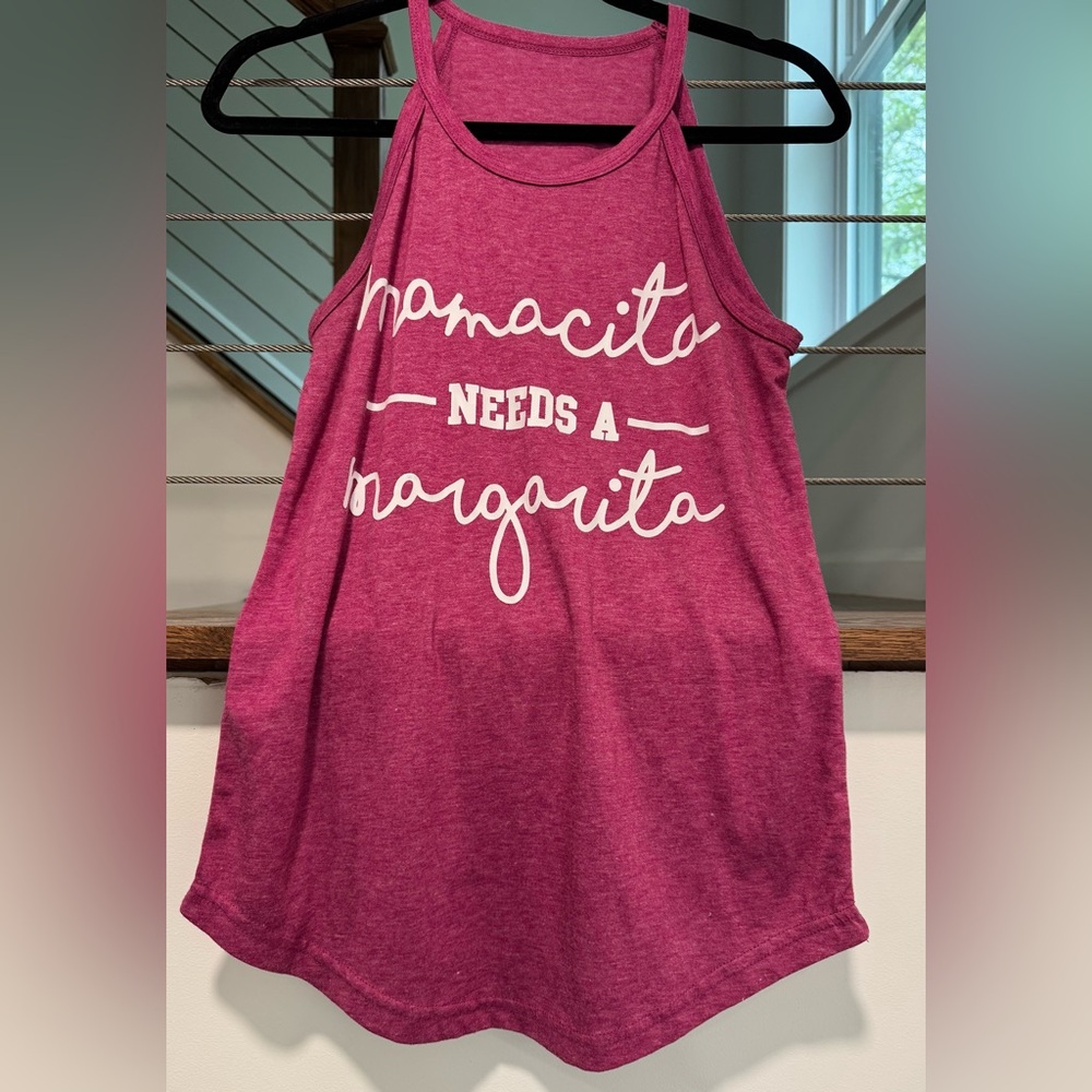 Momacita Needs a Margarita Graphic Tank - dark Pink